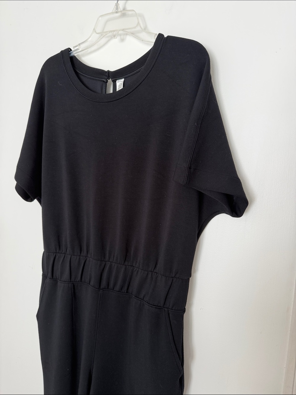 Women's Black Casual Short-Sleeve Midi Dress